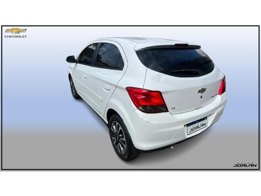 Chevrolet Onix Hatch