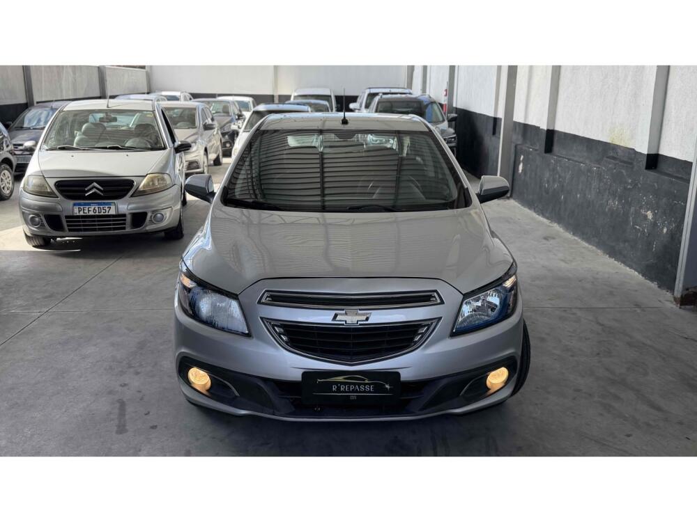 Chevrolet Onix Hatch
