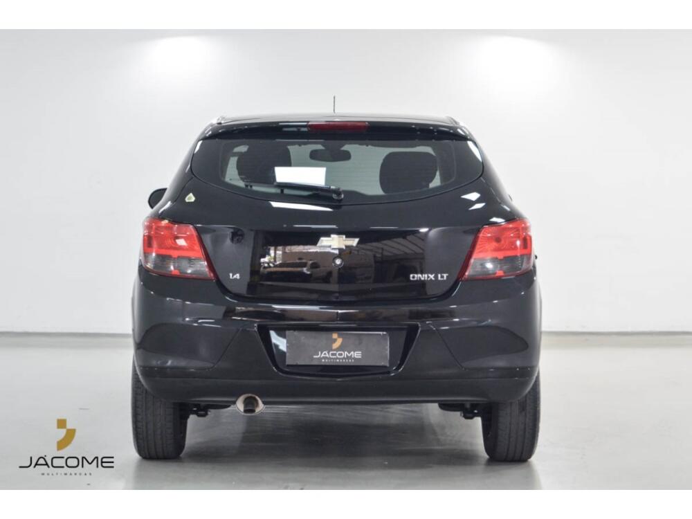 Chevrolet Onix Hatch