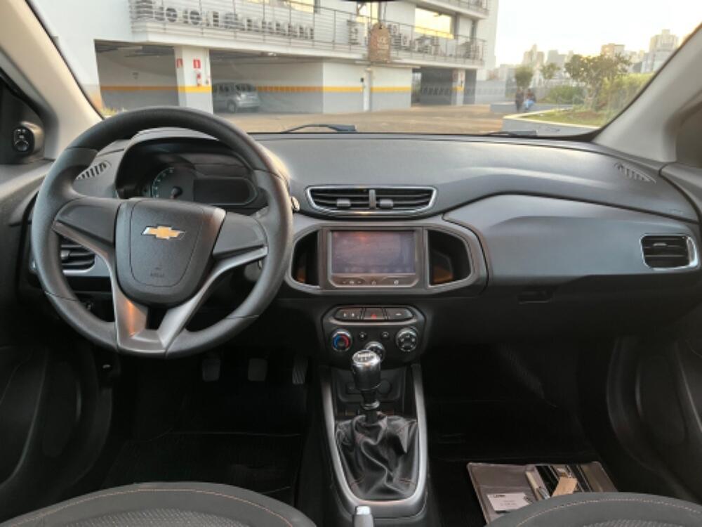 Chevrolet Onix Hatch