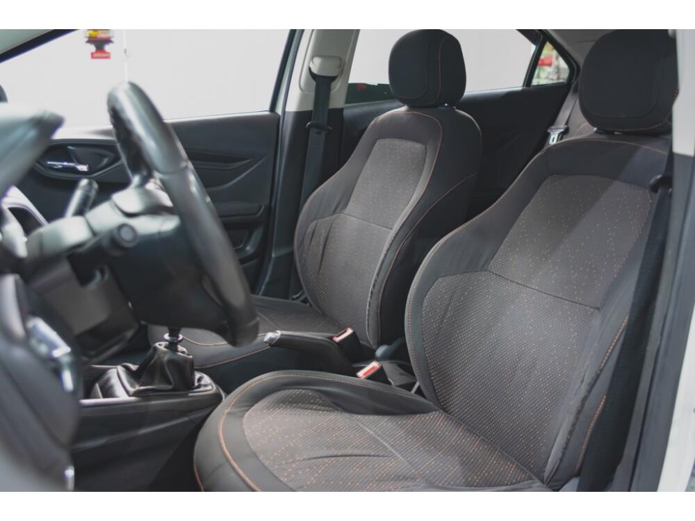 Chevrolet Onix Hatch