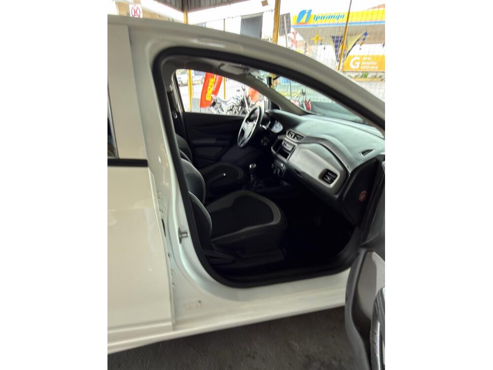 Chevrolet Onix Hatch
