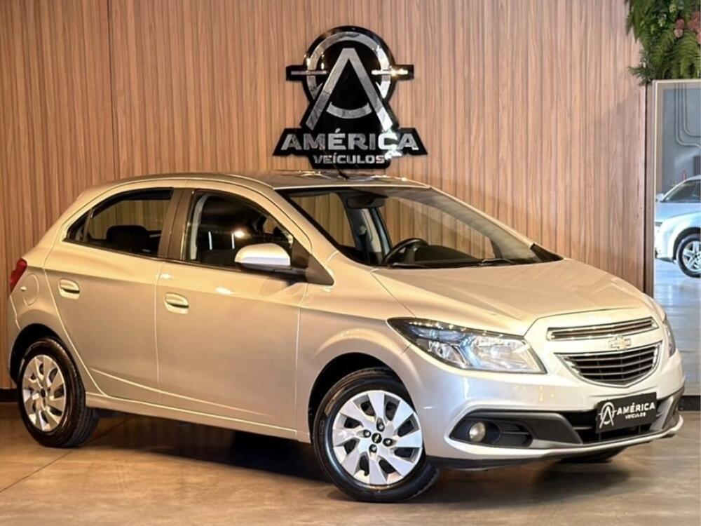 Chevrolet Onix Hatch