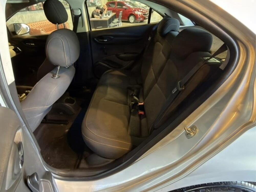 Chevrolet Onix Hatch