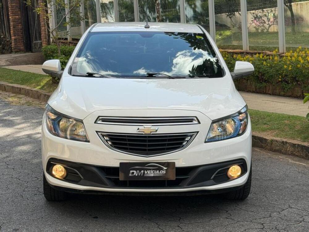Chevrolet Onix Hatch