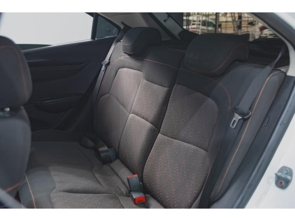 Chevrolet Onix Hatch