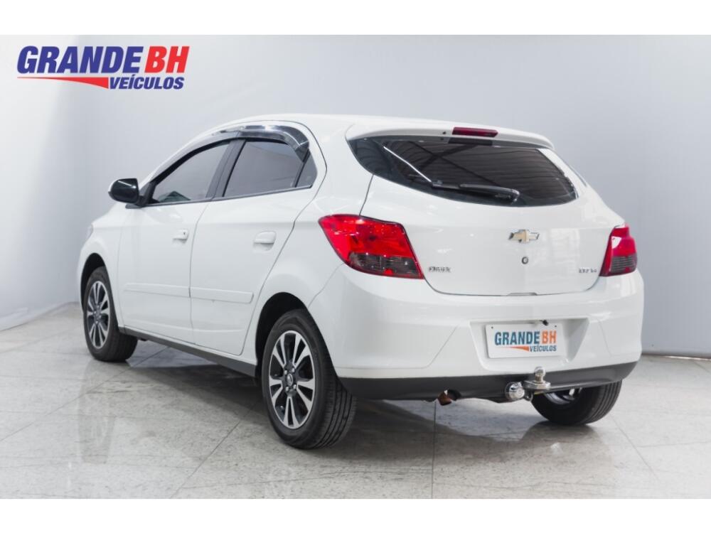 Chevrolet Onix Hatch