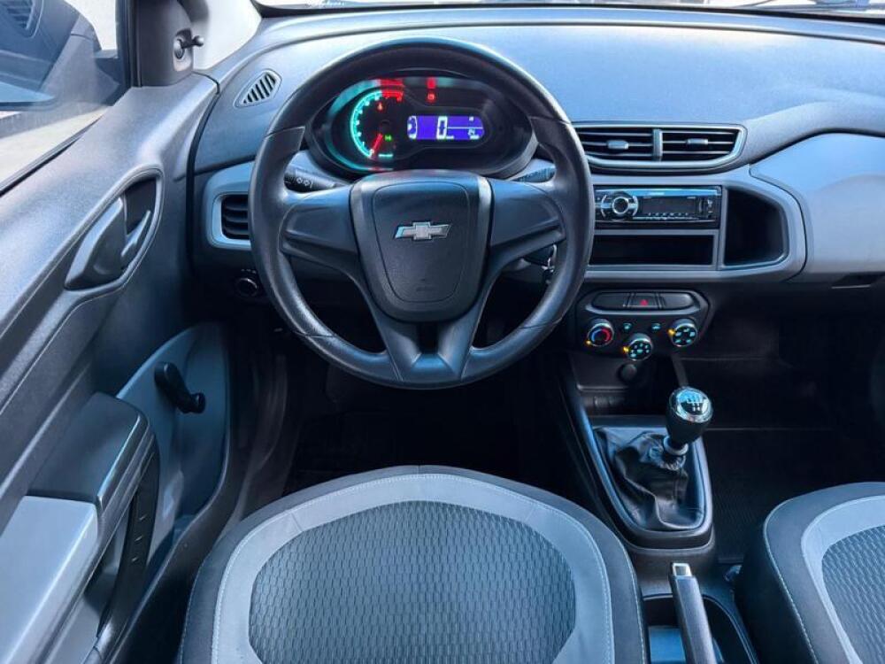 Chevrolet Onix Hatch