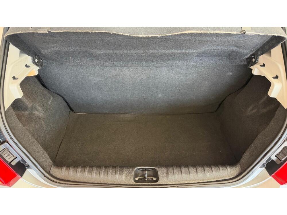 Chevrolet Onix Hatch
