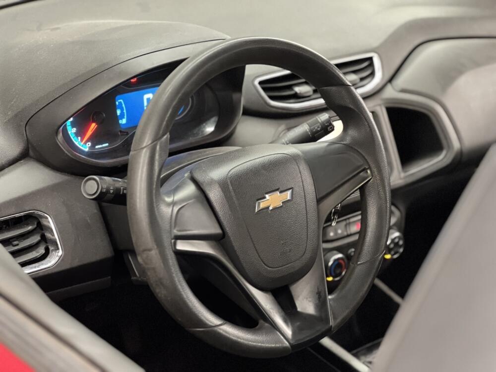 Chevrolet Onix Hatch