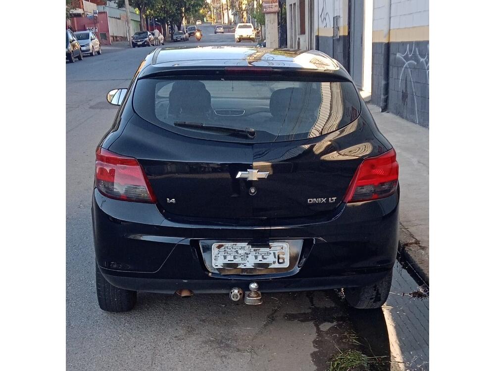 Chevrolet Onix Hatch