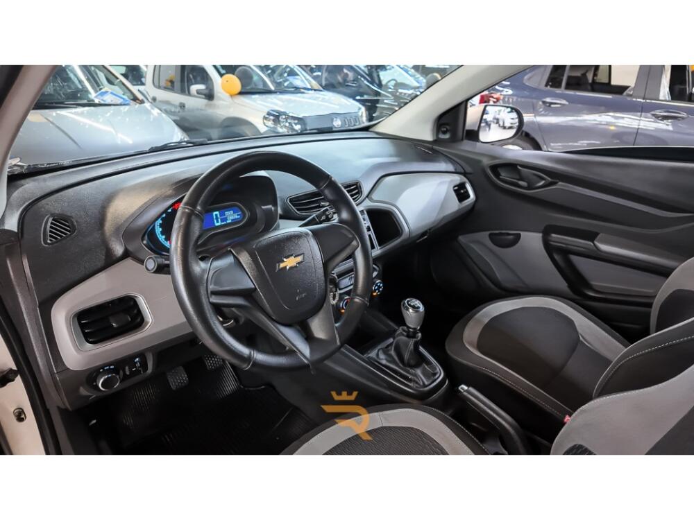 Chevrolet Onix Hatch