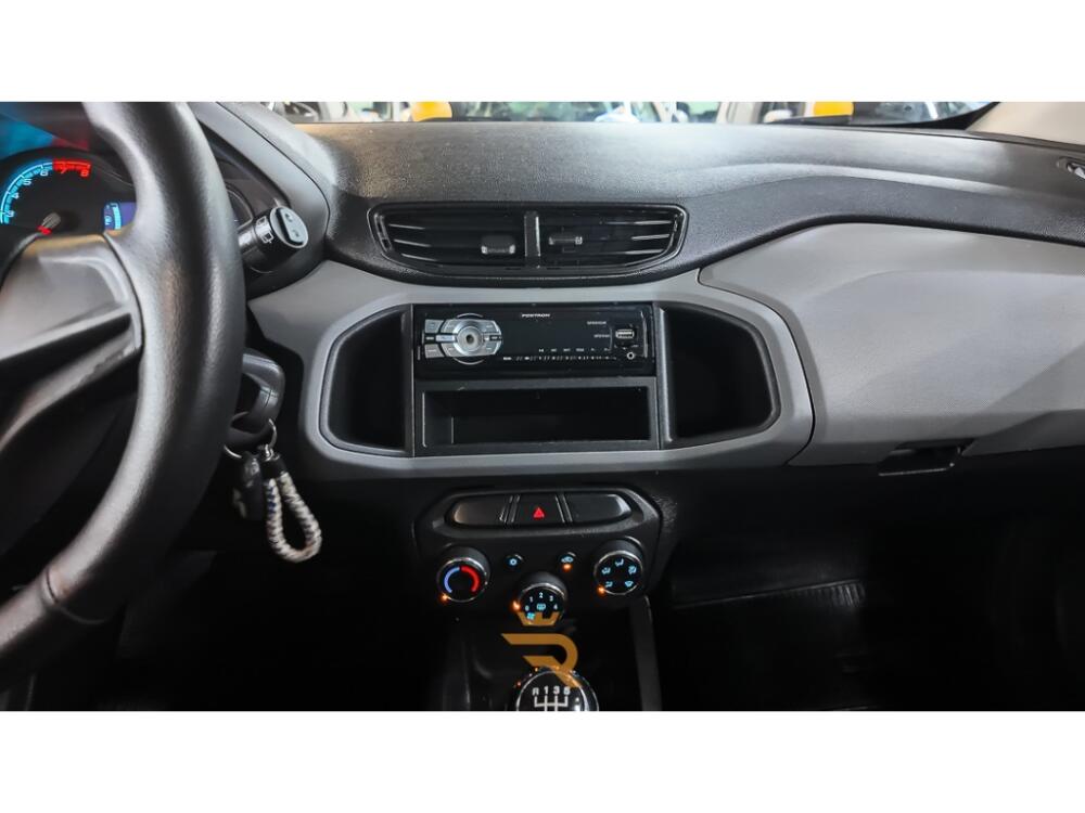 Chevrolet Onix Hatch