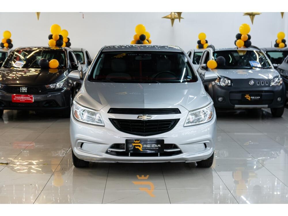Chevrolet Onix Hatch