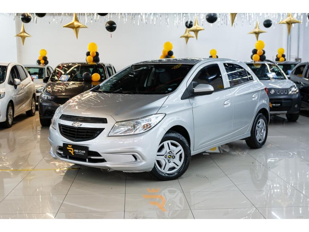 Chevrolet Onix Hatch