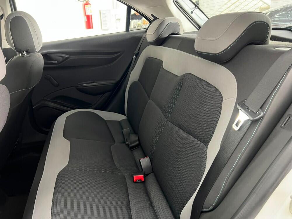 Chevrolet Onix Hatch