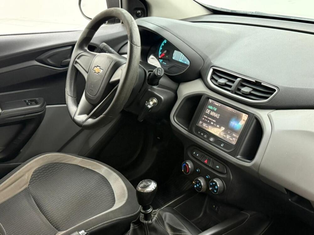 Chevrolet Onix Hatch