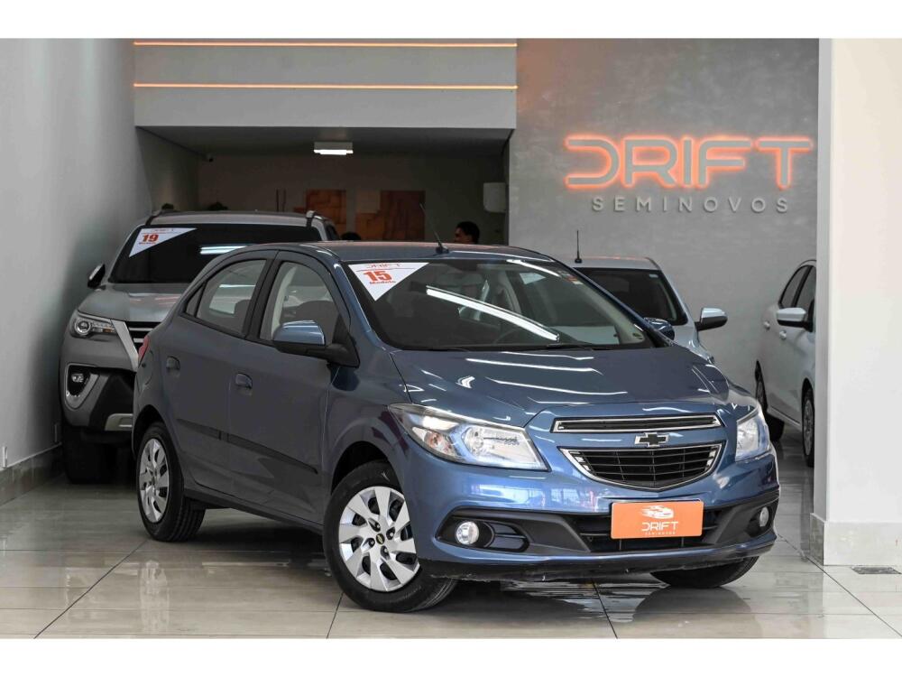 Chevrolet Onix Hatch