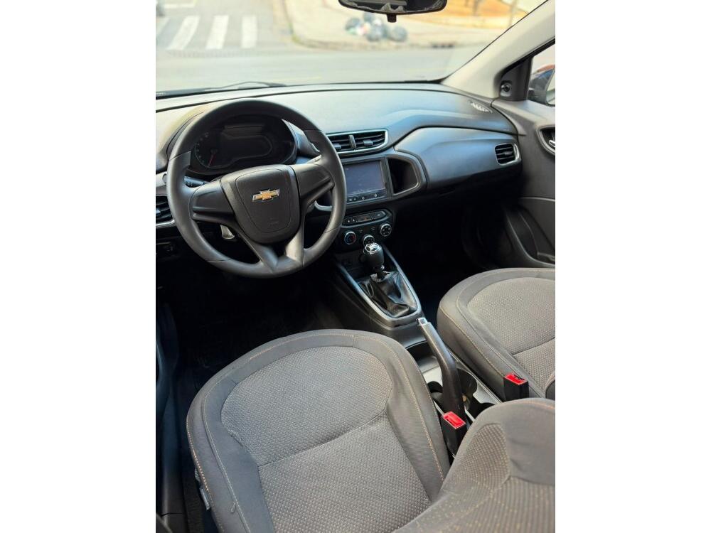 Chevrolet Onix Hatch