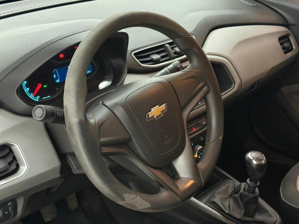Chevrolet Onix Hatch