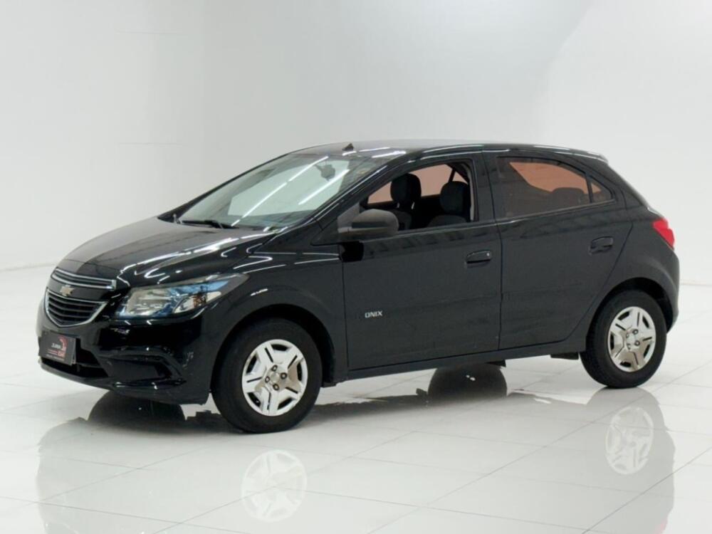 Chevrolet Onix Hatch