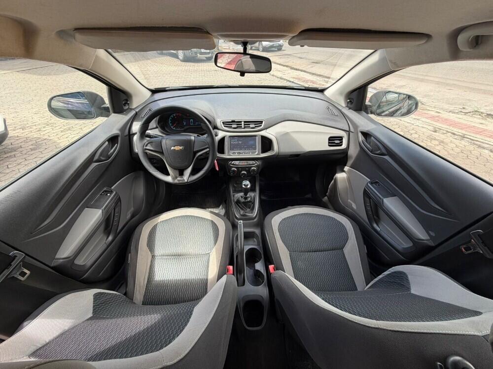 Chevrolet Onix Hatch