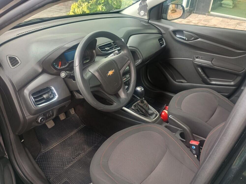 Chevrolet Onix Hatch