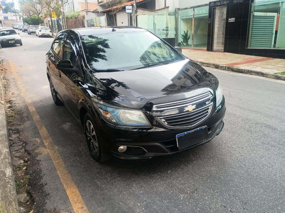 Chevrolet Onix Hatch