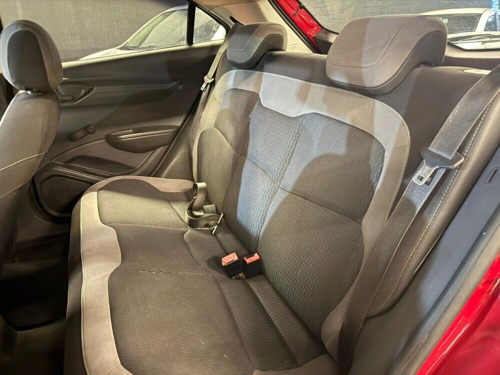 Chevrolet Onix Hatch
