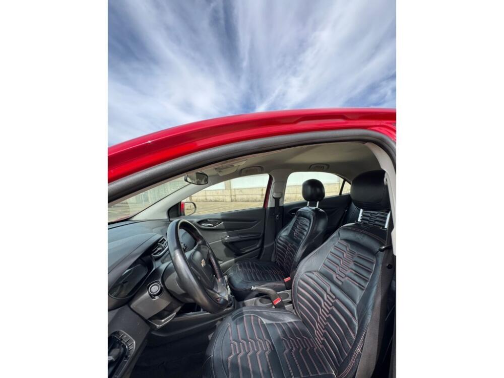 Chevrolet Onix Hatch