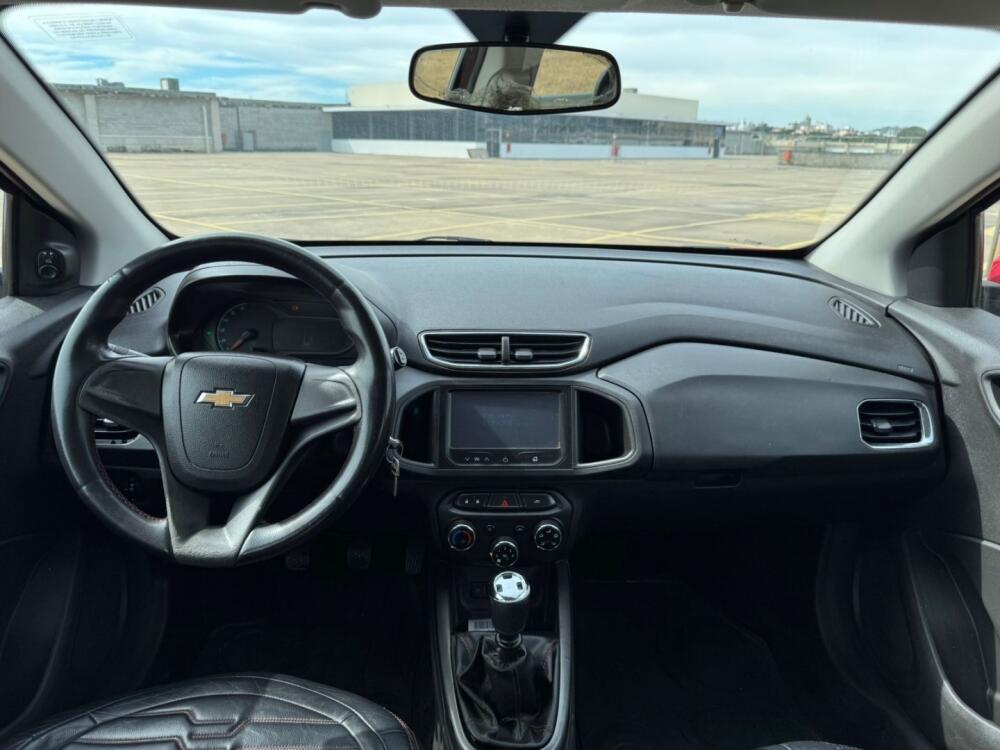 Chevrolet Onix Hatch