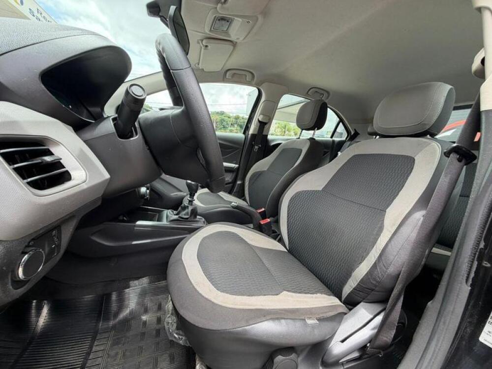 Chevrolet Onix Hatch