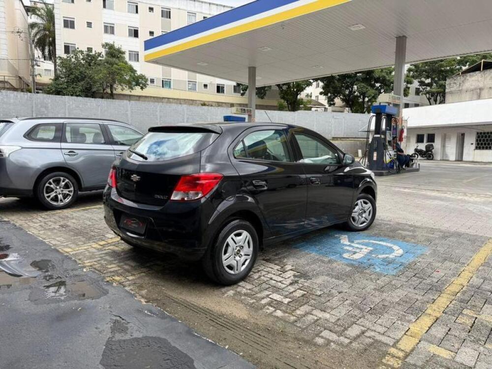 Chevrolet Onix Hatch