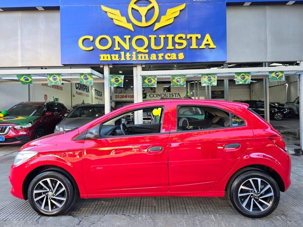 Chevrolet Onix Hatch