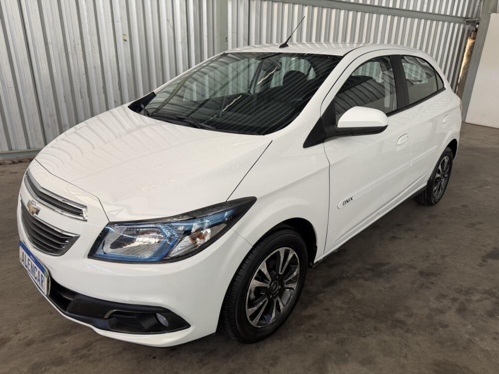 Chevrolet Onix Hatch