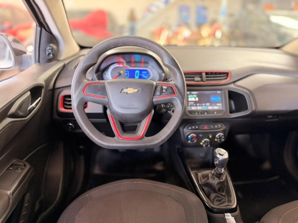 Chevrolet Onix Hatch