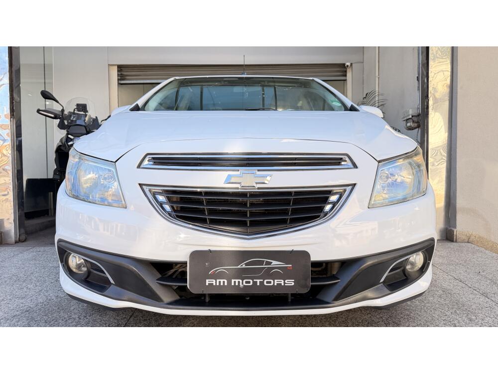 Chevrolet Onix Hatch
