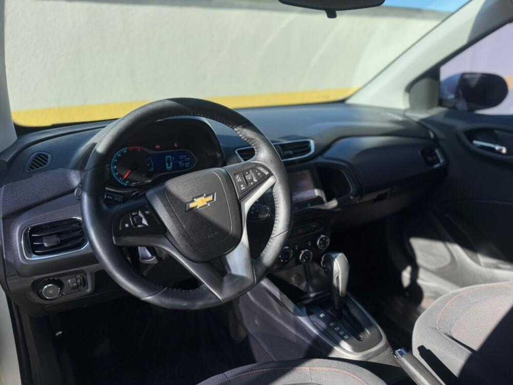 Chevrolet Onix Hatch