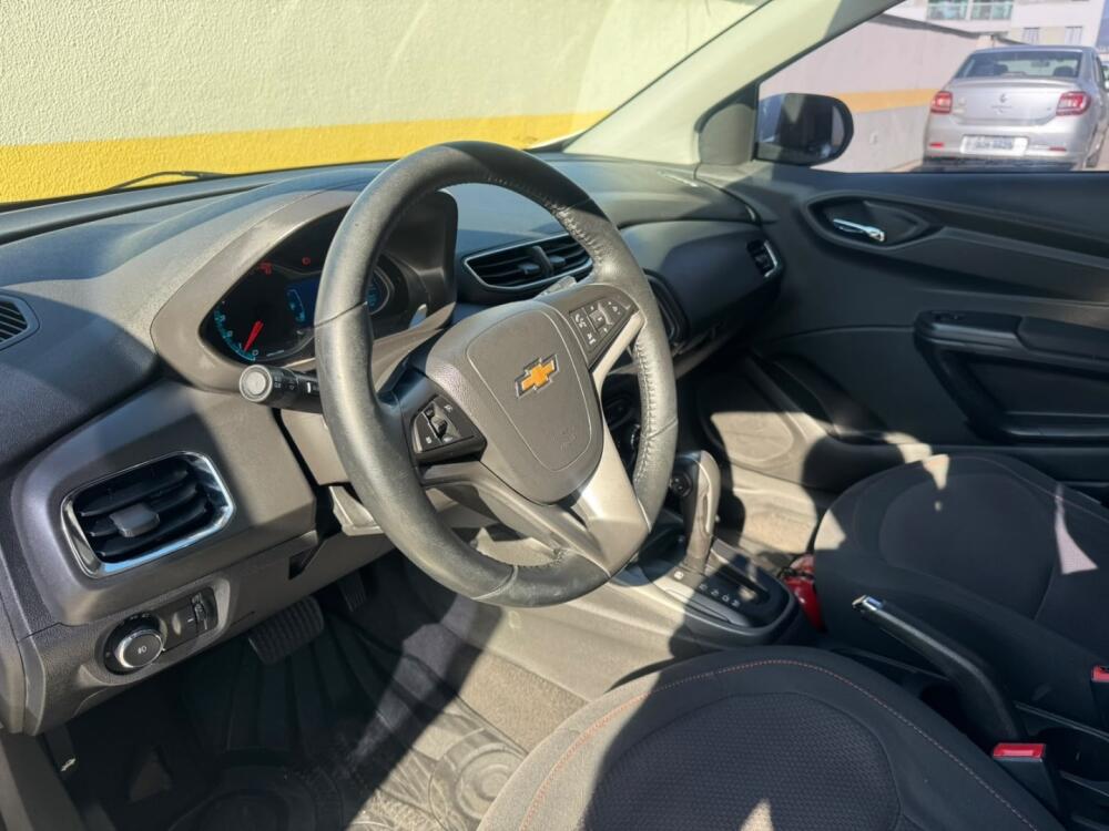Chevrolet Onix Hatch