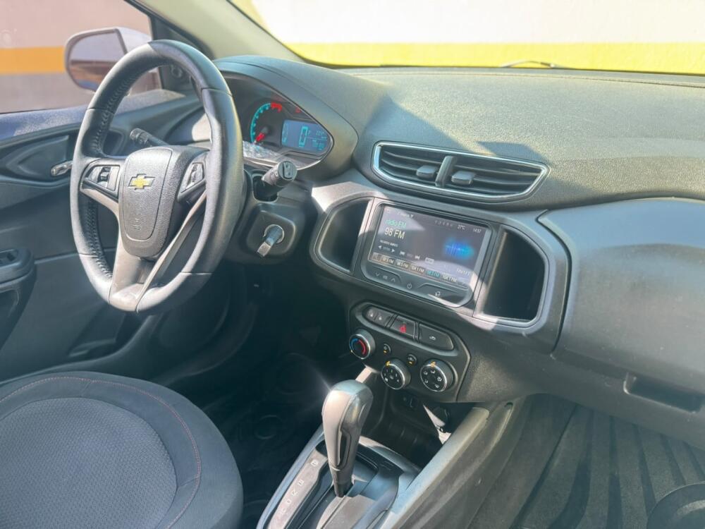 Chevrolet Onix Hatch