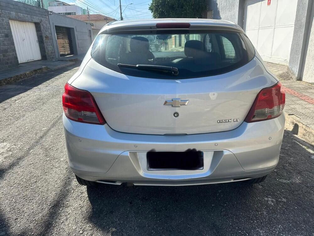 Chevrolet Onix Hatch