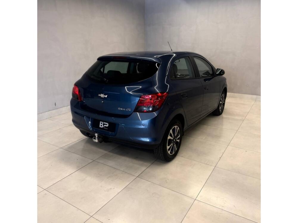 Chevrolet Onix Hatch