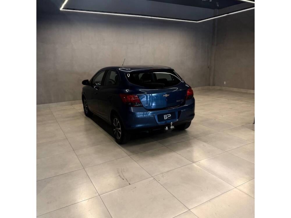 Chevrolet Onix Hatch