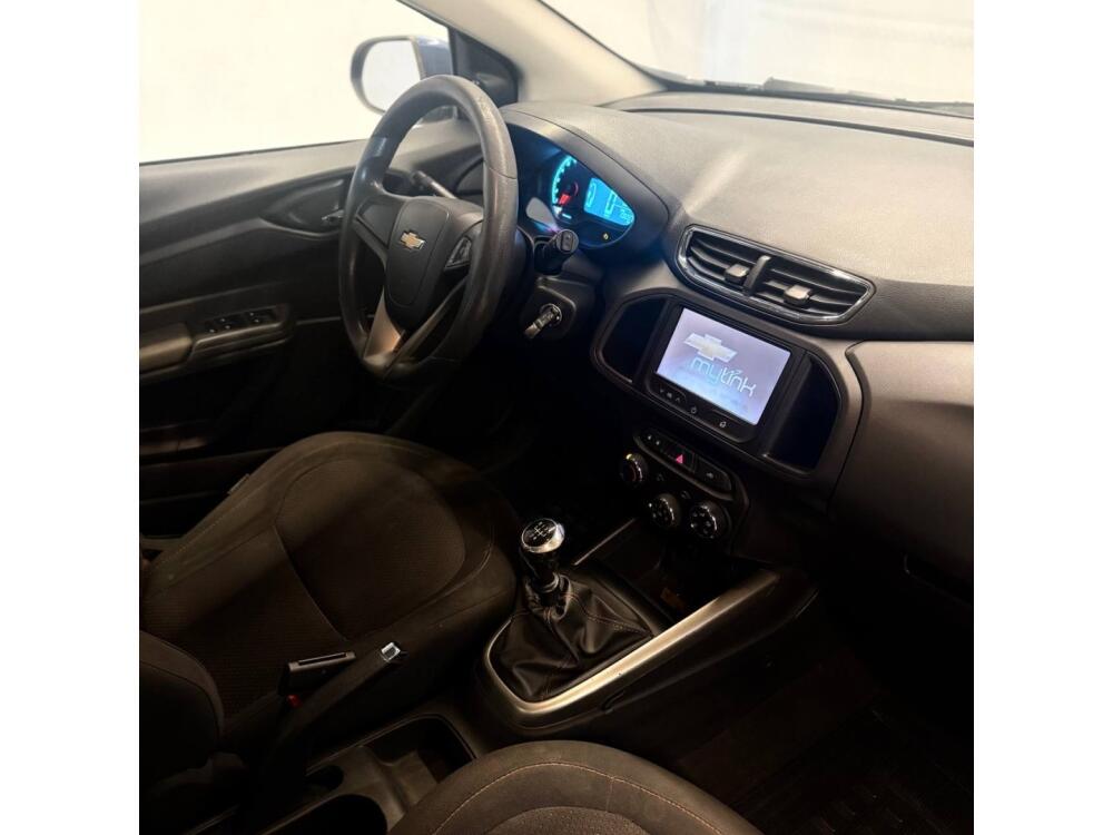 Chevrolet Onix Hatch