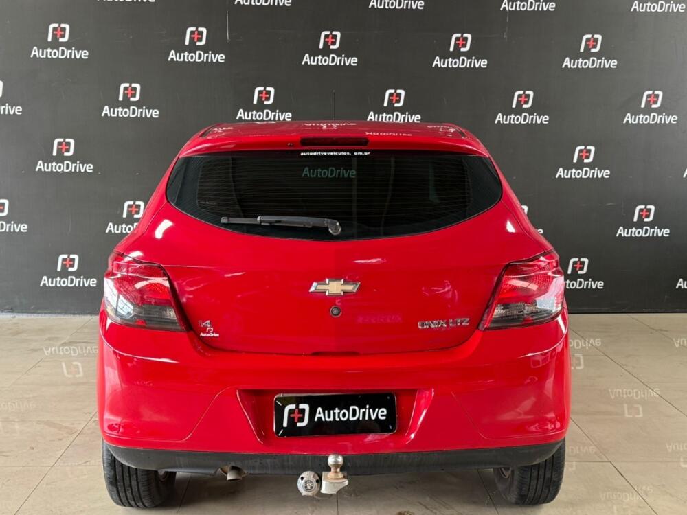 Chevrolet Onix Hatch