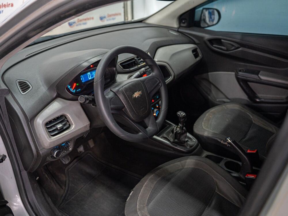 Chevrolet Onix Hatch