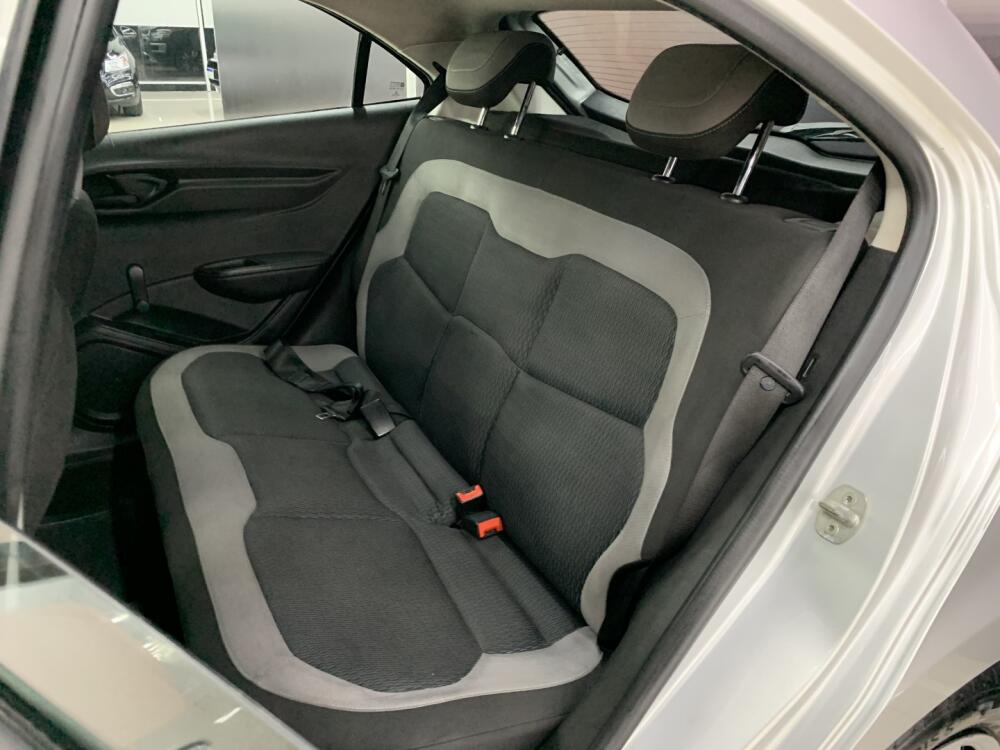 Chevrolet Onix Hatch