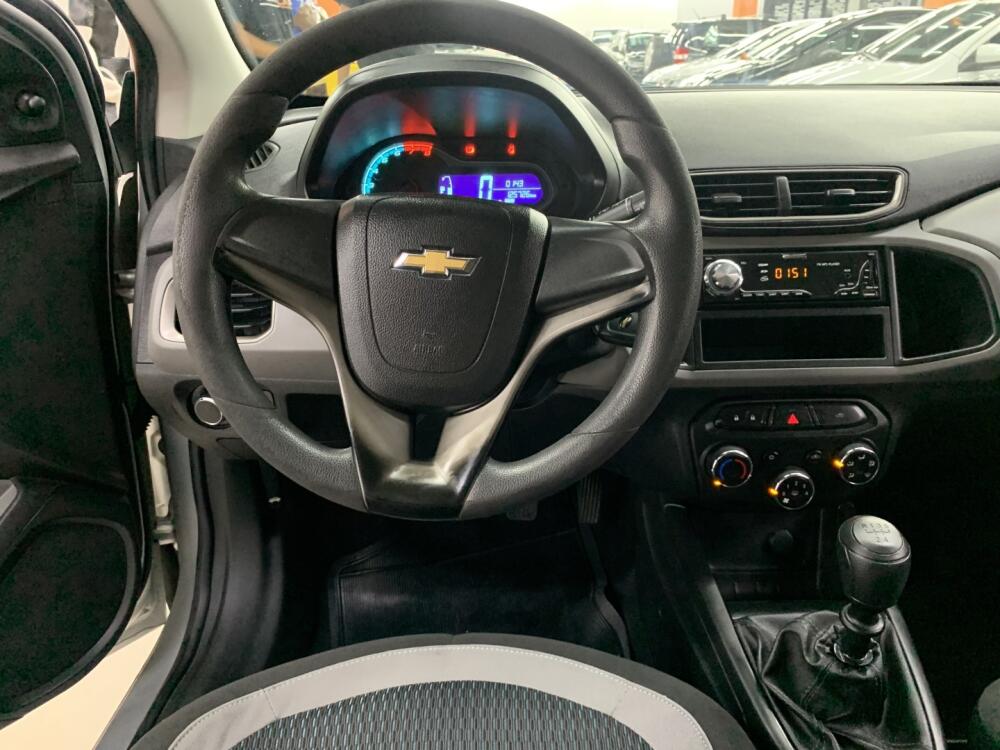 Chevrolet Onix Hatch