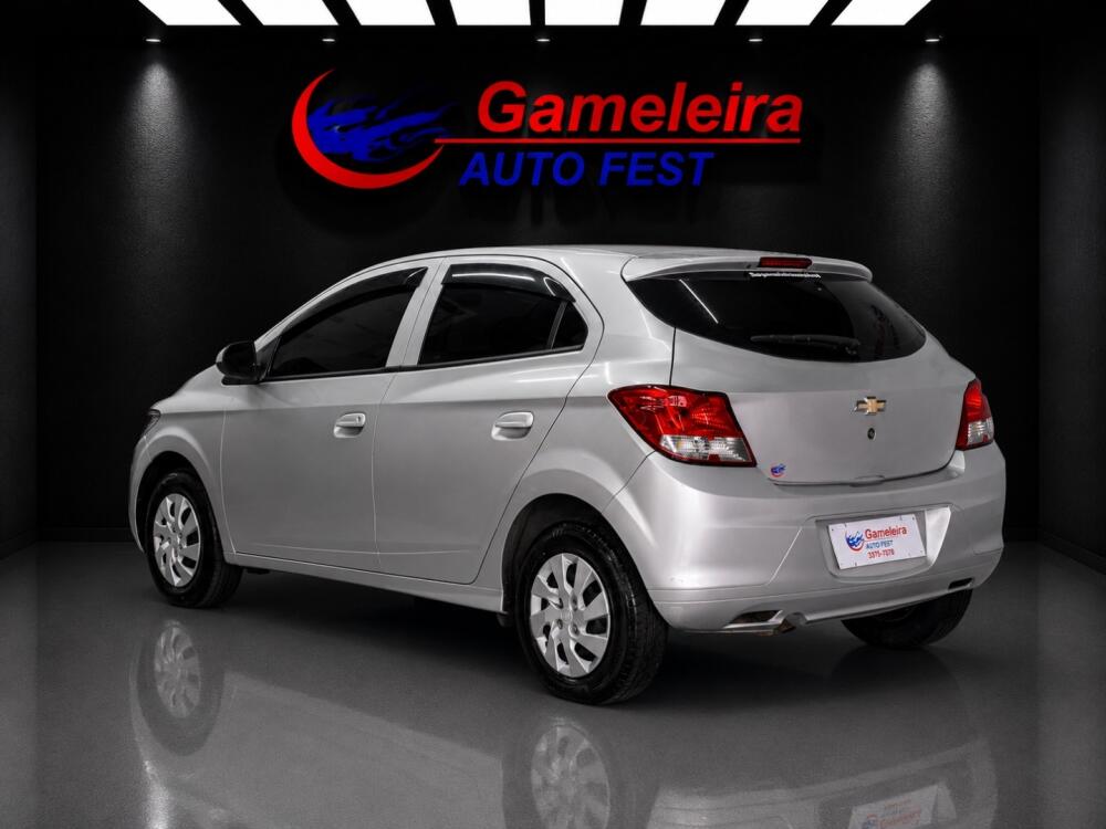 Chevrolet Onix Hatch
