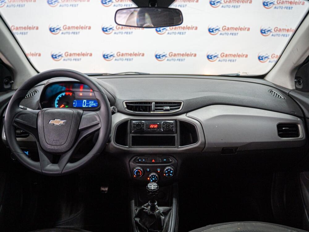 Chevrolet Onix Hatch